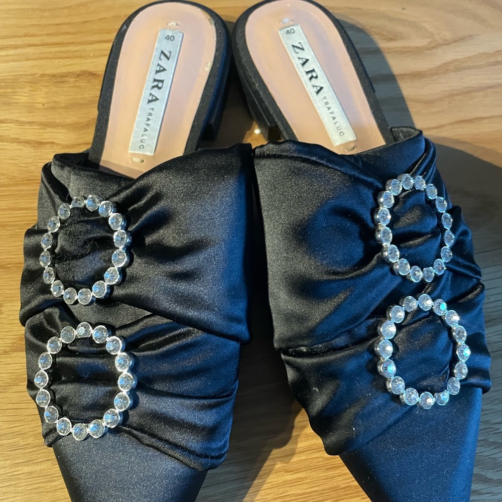 Zara nylon mule with jewel pendant accent. Size 40